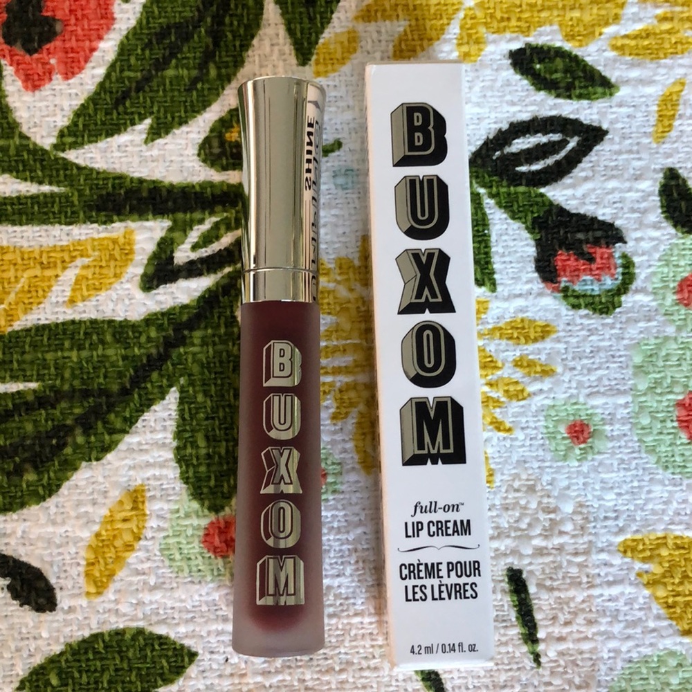 Buxom full-on lip cream- Kit Royale, NWT